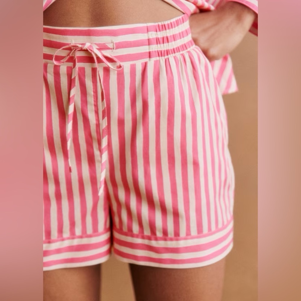 BNWT Sézane Norberto Shorts in Pink and Ecru Stripes 6/38 - Picture 2 of 6